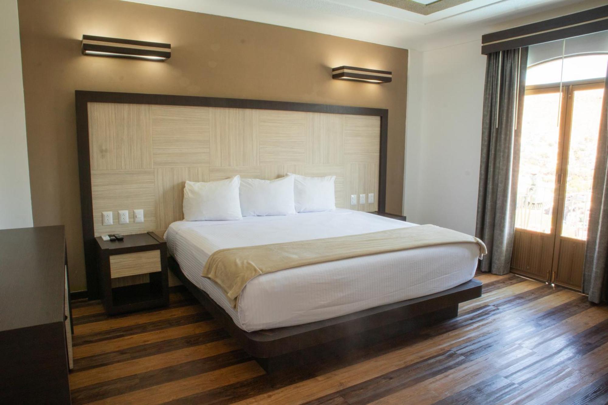 Hotel Paseo De La Presa 과나후아토 외부 사진