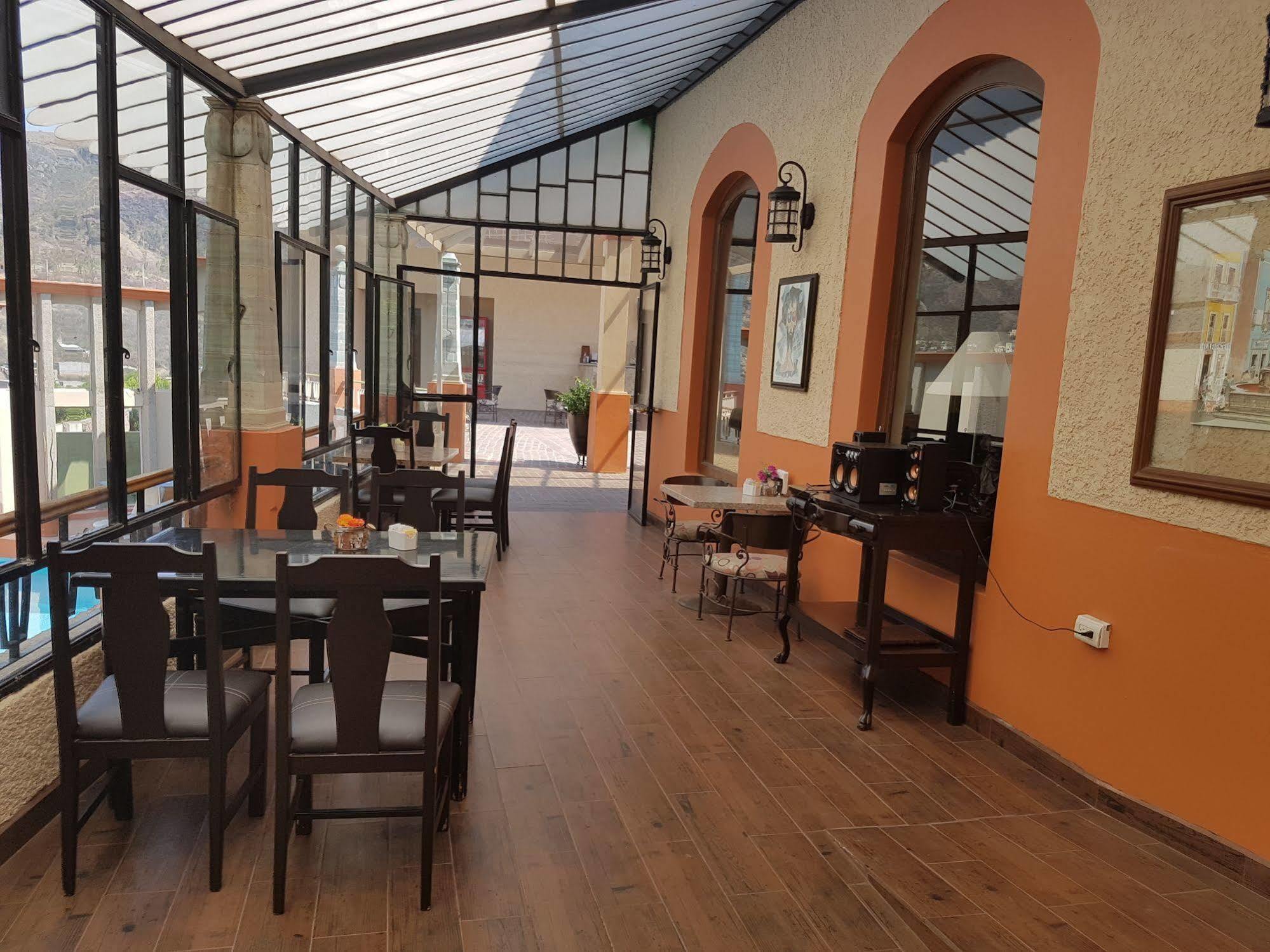 Hotel Paseo De La Presa 과나후아토 외부 사진
